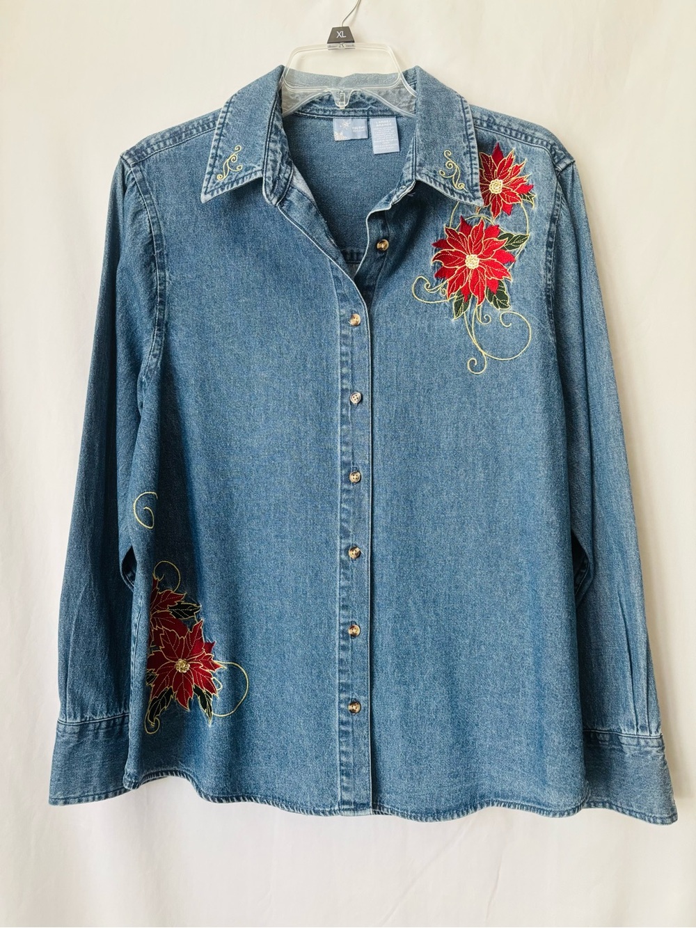 Holiday Editions Poinsettia Embroidered Denim Button Up Shirt Large